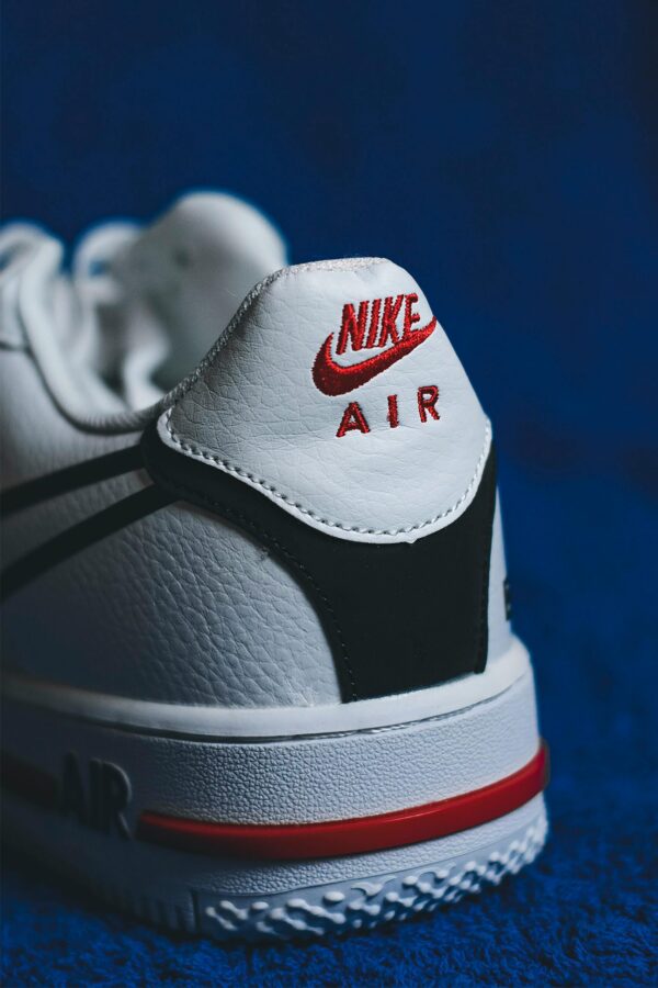 Nike 2