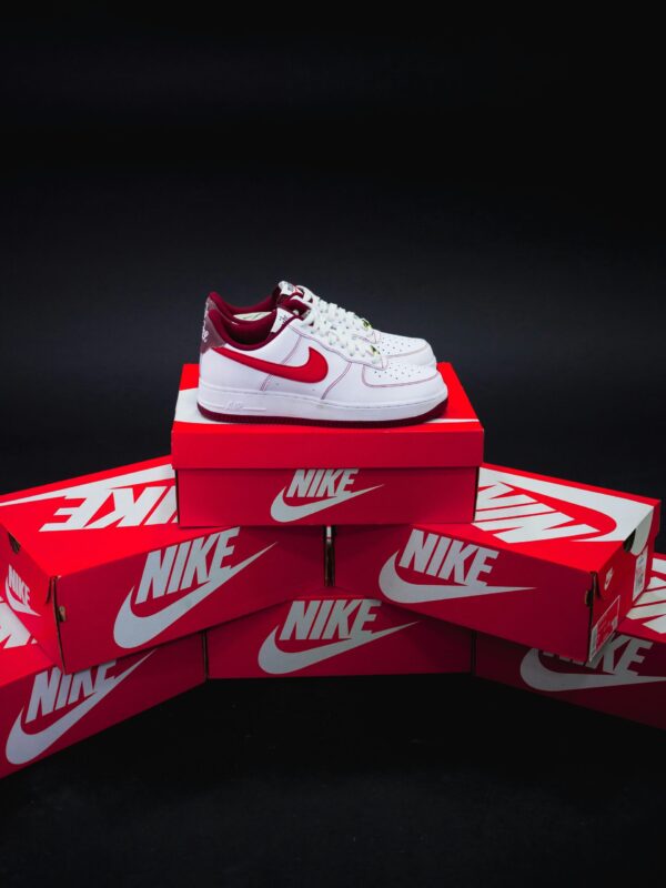 Nike 2